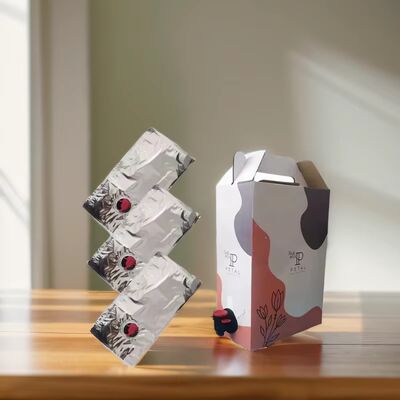 부속품이 있는 상자에 맞춤형 BIB 가방 탭 스푸트 와인 주스 오일 및 기타 액체 제품을 포장하는 데 이상적입니다