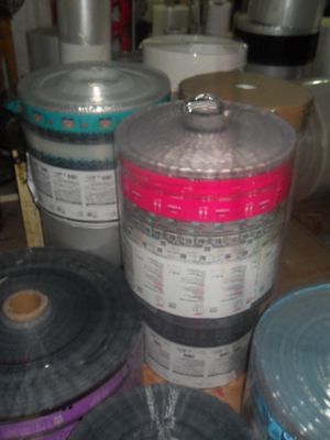 단화는 안창을 위한 주문품 디자인을 가진 자동적인 포장 플레스틱 필름 Rolls를 덧댑니다